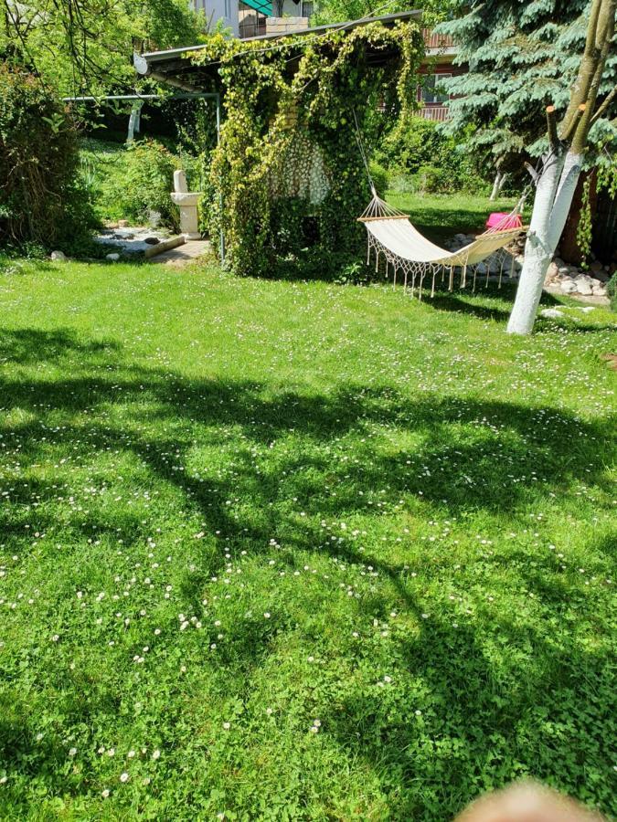 Peaceful Vacation Villa & Garden Sarajevo Ngoại thất bức ảnh