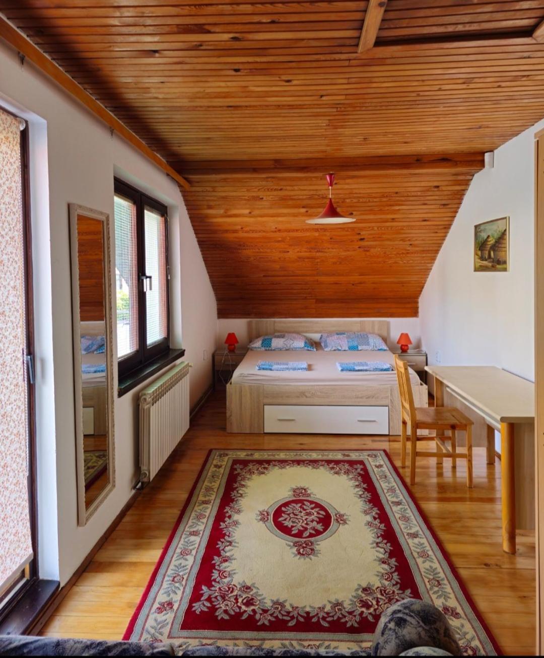 Peaceful Vacation Villa & Garden Sarajevo Ngoại thất bức ảnh