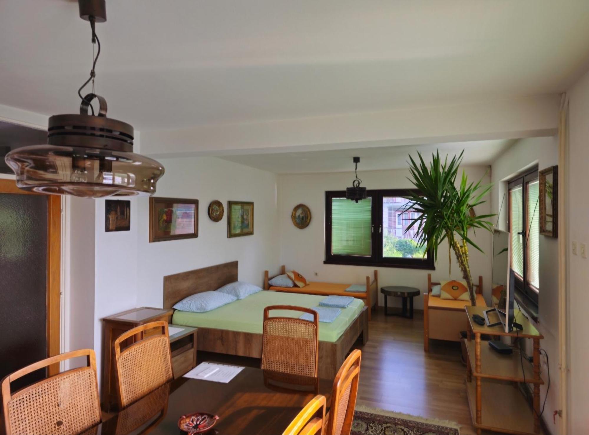 Peaceful Vacation Villa & Garden Sarajevo Ngoại thất bức ảnh
