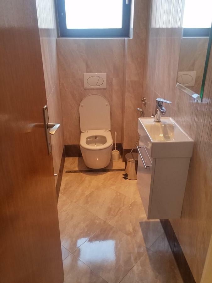 Peaceful Vacation Villa & Garden Sarajevo Ngoại thất bức ảnh